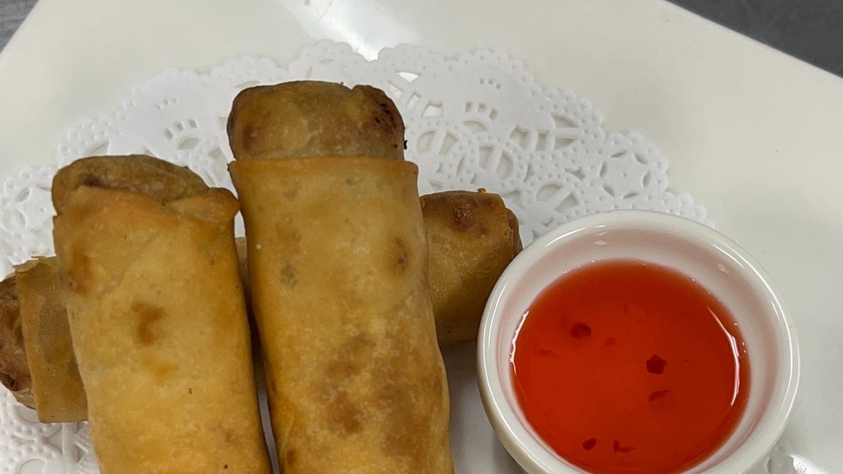 PLOY’S CRISPY SPRING ROLL.